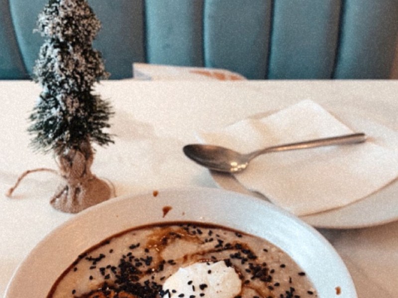 How to Find the Best Meal of Your Life When&nbsp;Traveling